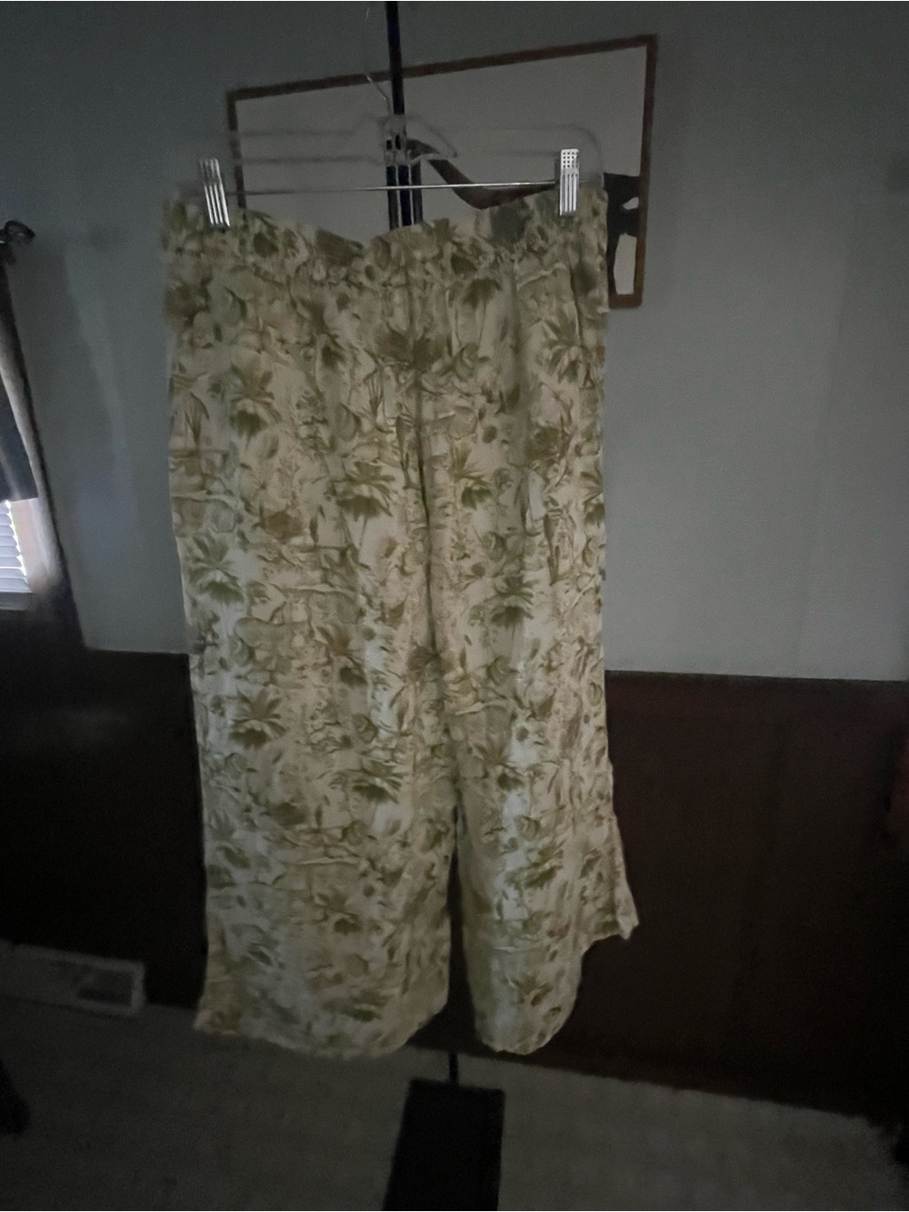 Rachel Zoe Beige and Light Green Wide-Leg Tropical Print Pants